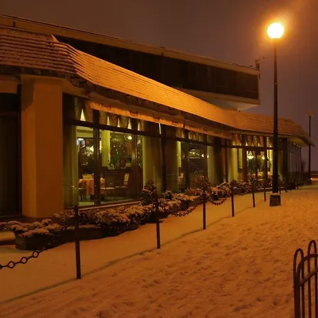 Starzyński 4* Płock